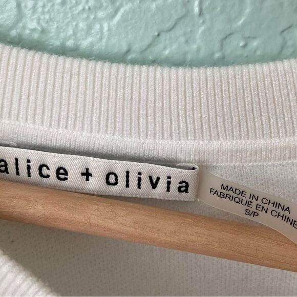 ALICE + OLIVIA - Michael Crewneck Pullover with Cut Shoulder Soft White/Gold SP - Picture 14 of 15